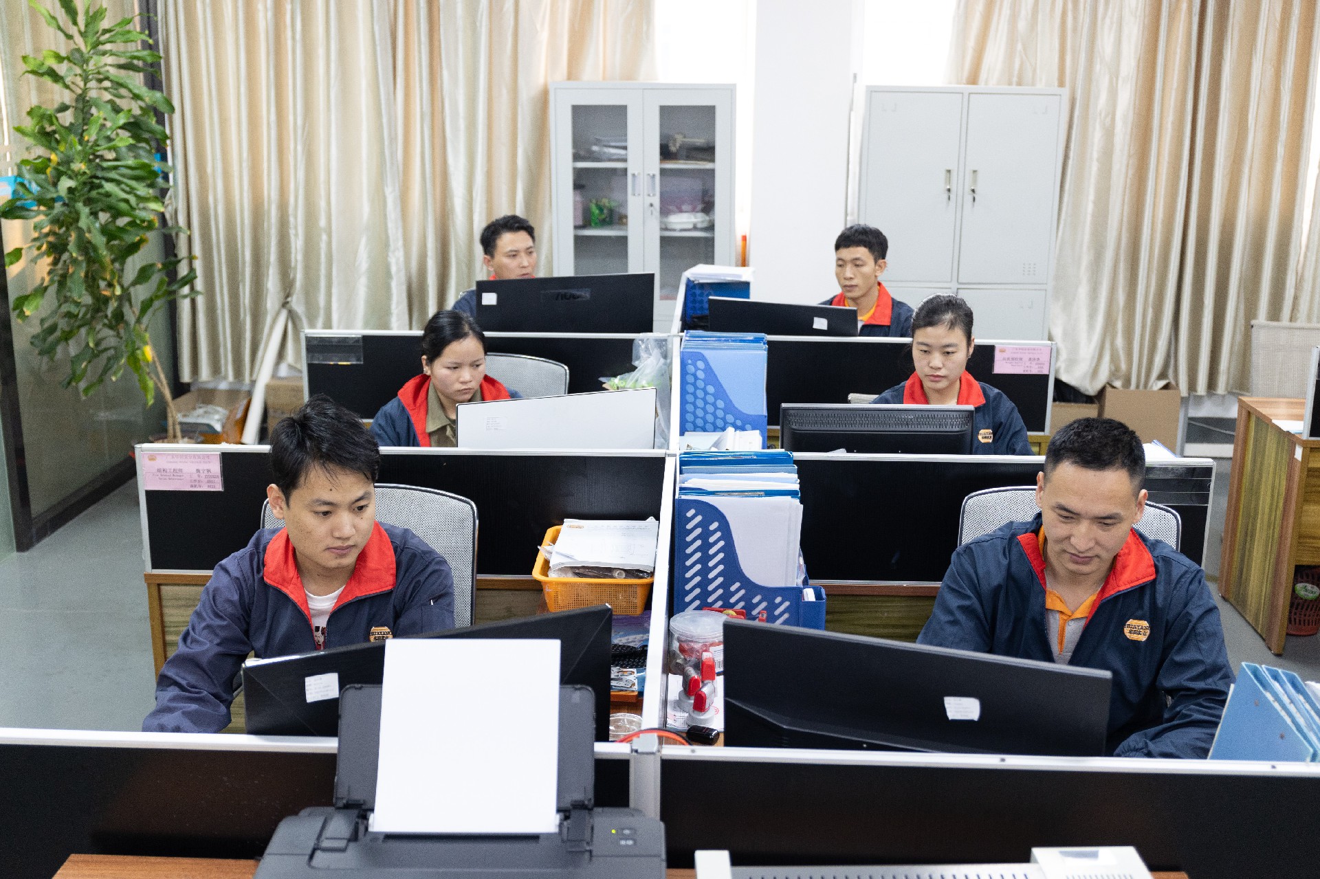 Silicone Engineering Team